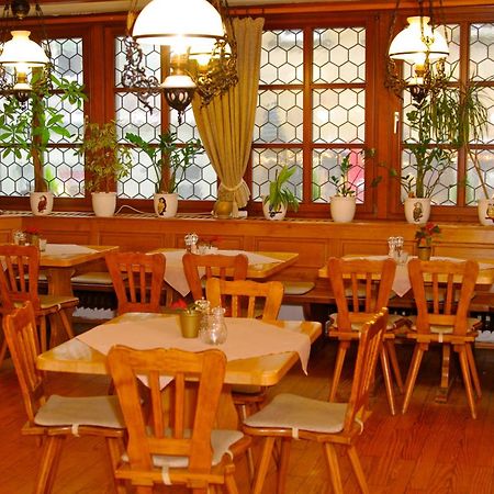 Gasthof Zum Kauzen オクゼンフルト エクステリア 写真