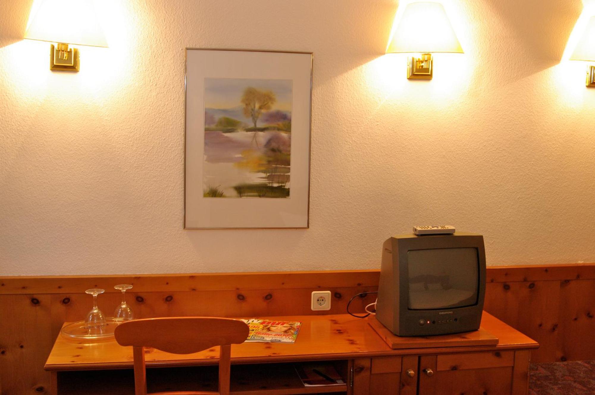Gasthof Zum Kauzen オクゼンフルト エクステリア 写真